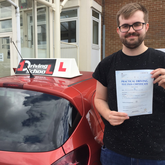 1drivingschool passed student