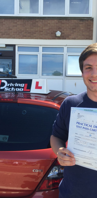 1drivingschool passed student