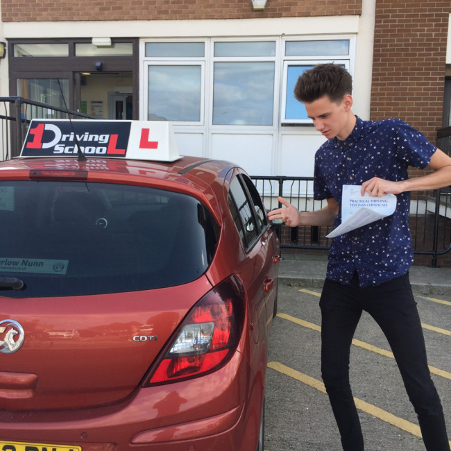 1drivingschool passed student