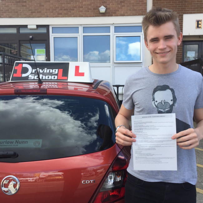 1drivingschool passed student